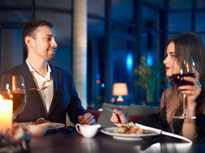 What does a dinner date mean to a guy 3